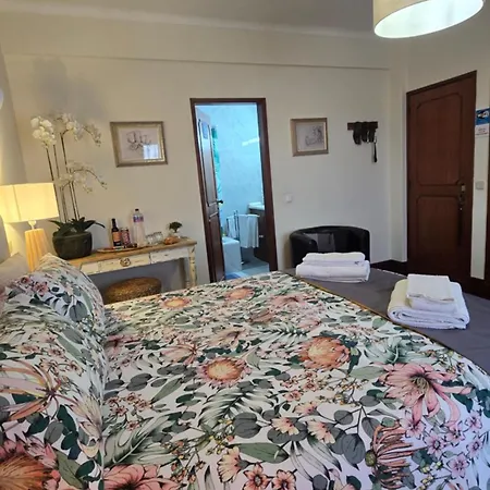 En-suite Casa Cristina Homestay *
