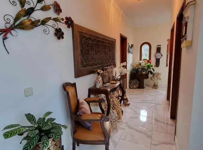 ホームステイ En-suite Casa Cristina ラゴス